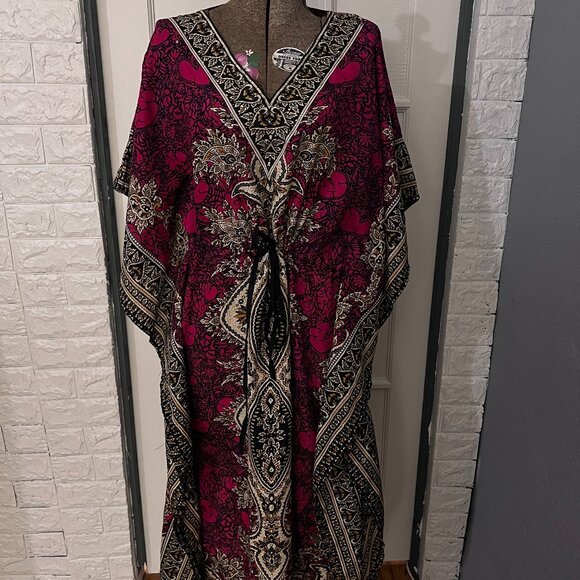Magenta Paisley Print Kaftan - Picture 1 of 7
